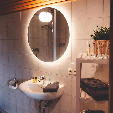 Kinsau Rooms *